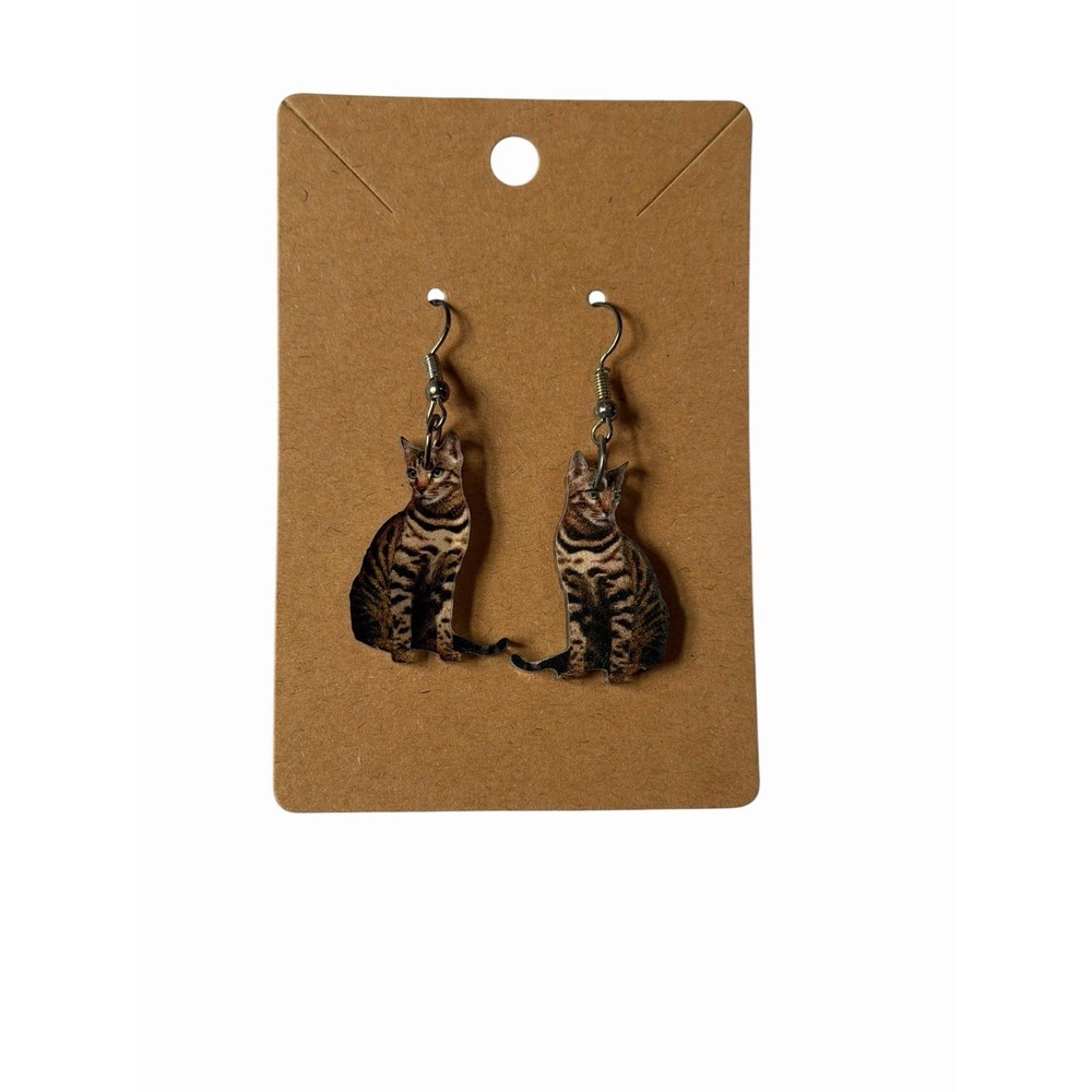 Brown Tabby Cat Drop Earrings Realistic Feline Kitten Dangle Jewelry Silver Tone